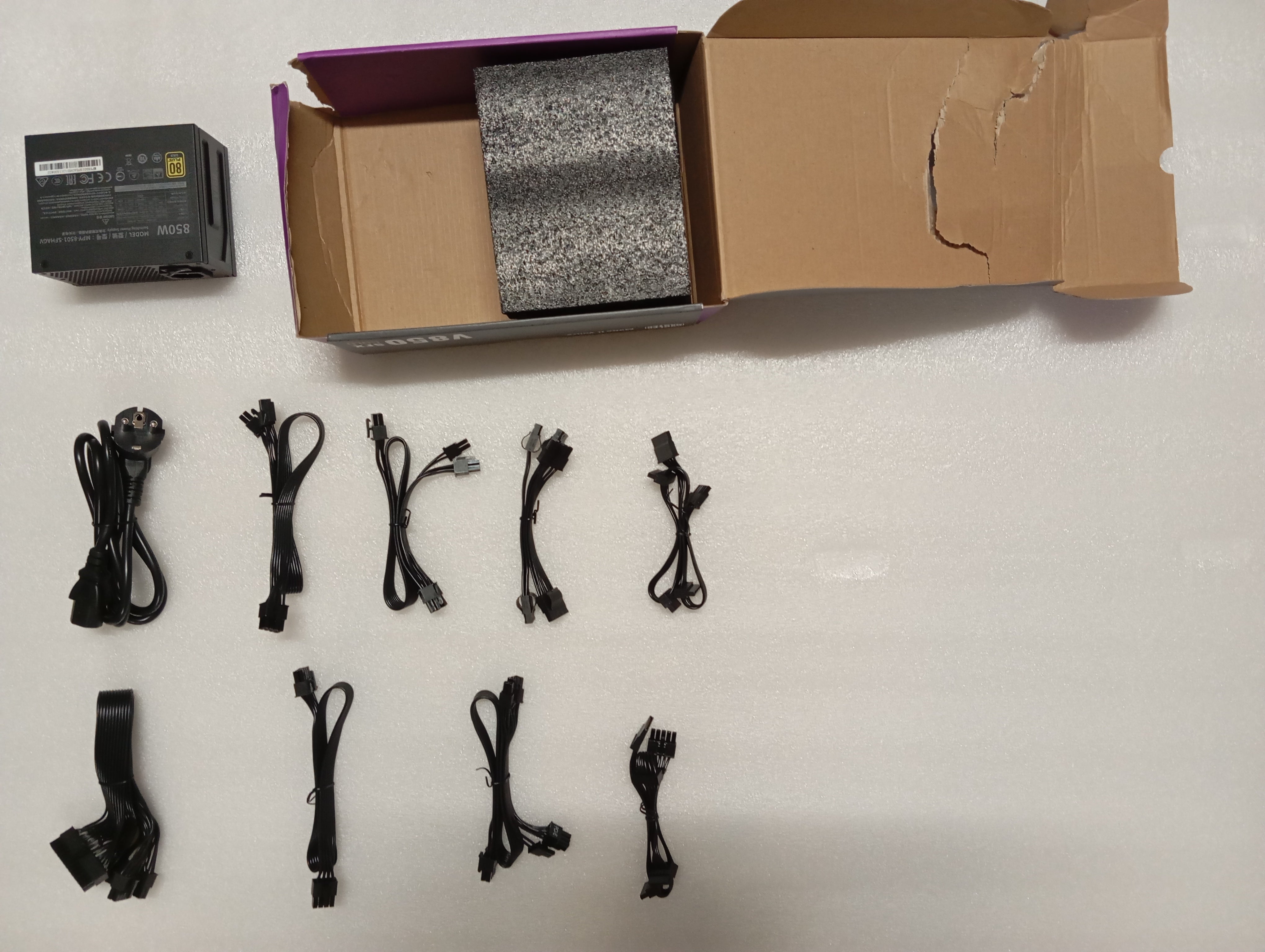 Refurbished Cooler Master V850 SFX Gold (EU-stekker) Refurbished Cooler Master V850 SFX Gold (EU-stekker)
